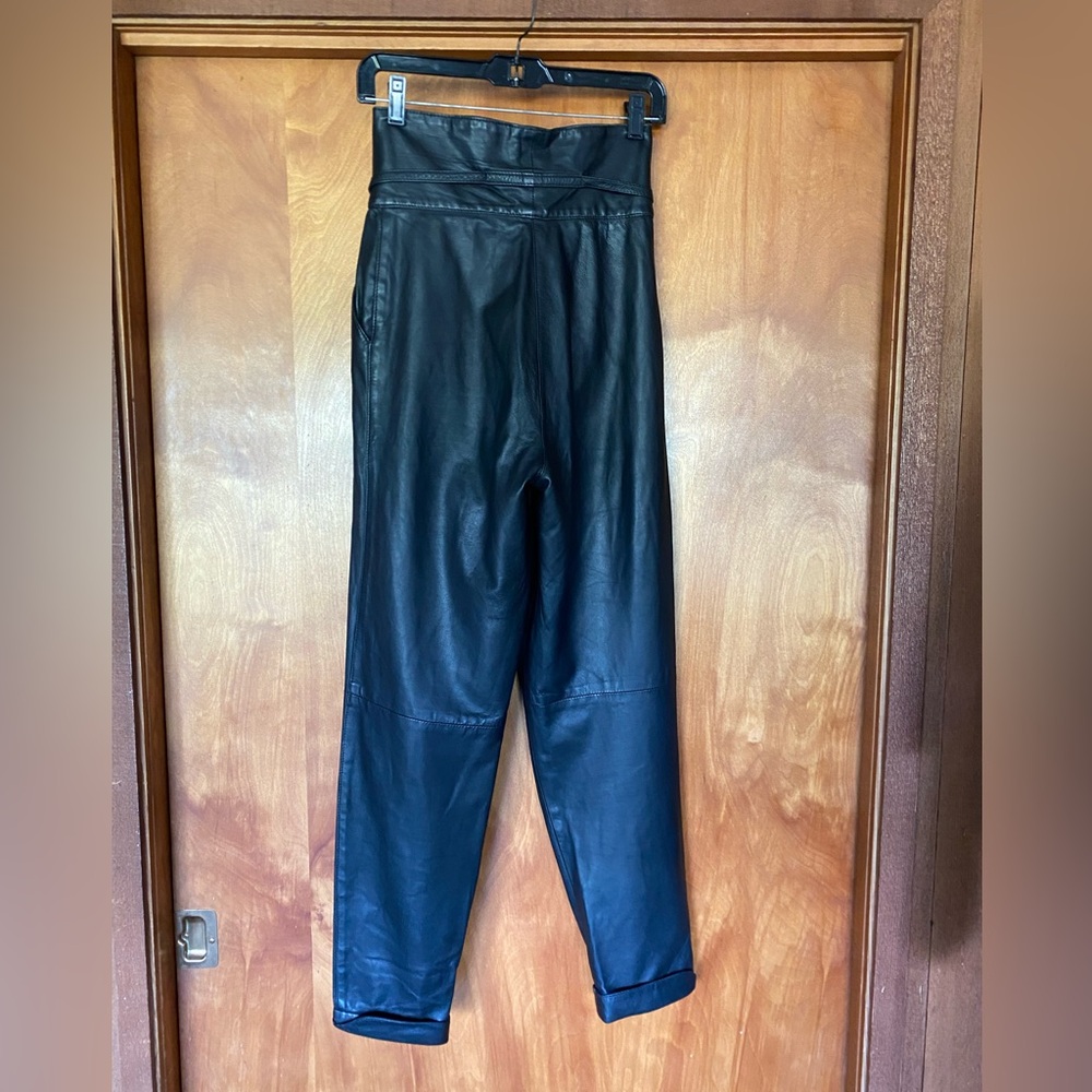 Vintage Lambskin Leather Pants Belt Pockets Curved Hem Womens XS Black - Picture 5 of 13
